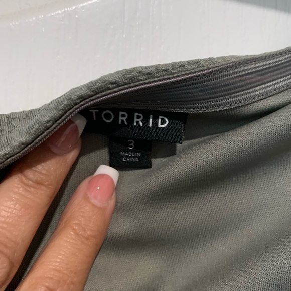 Torrid size 3. Gray off the shoulders peplum top - Picture 2 of 3